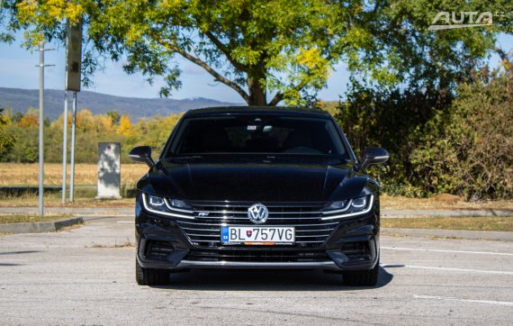 Volkswagen Arteon 2.0 TDI SCR BMT R-Line DSG, 110 kW, A7 / AJ NA SPLÁTKY / PROTIÚČET / 2019 černá