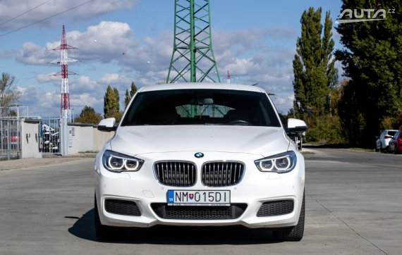 BMW Rad 5 GT F07 530d xDrive M Sport / 190kW / A8 / ZÁRUKA / AJ NA SPLÁTKY / PROTIÚČET 2015 bílá