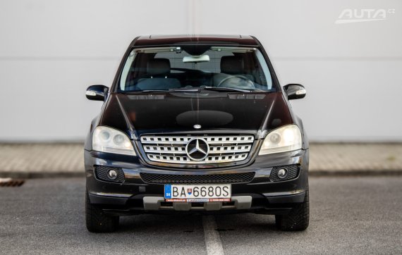 Mercedes-Benz ML 280 CDI RWD 140kW AT/7 2006 / AJ NA SPLÁTKY / PROTIÚČET 2006 černá
