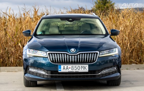 Škoda Superb Combi 2.0 TDI Style DSG / 140kW / A7 / ZÁRUKA / AJ NA SPLÁTKY / PROTIÚČET 2020 zelená