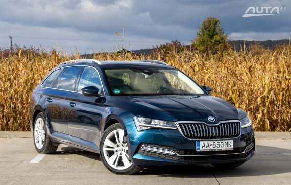 Škoda Superb Combi 2.0 TDI Style DSG / 140kW / A7 / ZÁRUKA / AJ NA SPLÁTKY / PROTIÚČET 2020 zelená