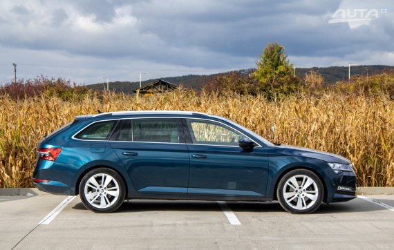 Škoda Superb Combi 2.0 TDI Style DSG / 140kW / A7 / ZÁRUKA / AJ NA SPLÁTKY / PROTIÚČET 2020 zelená