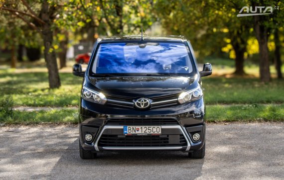 Toyota Proace Verso VIP Selection 2.0 D-4D 177k AT/8 2021 - 8 Miest / AJ NA SPLÁTKY / PROTIÚČET 2021 černá