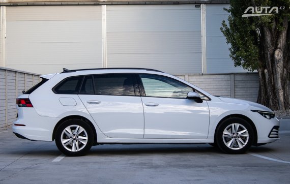 Volkswagen Golf Variant 2.0 TDI, 85kW (2024) / AJ NA SPLÁTKY / PROTIÚČET / 2024 bílá