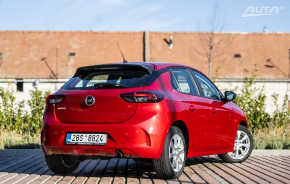 Opel Corsa 2021 74kW 2021 červená