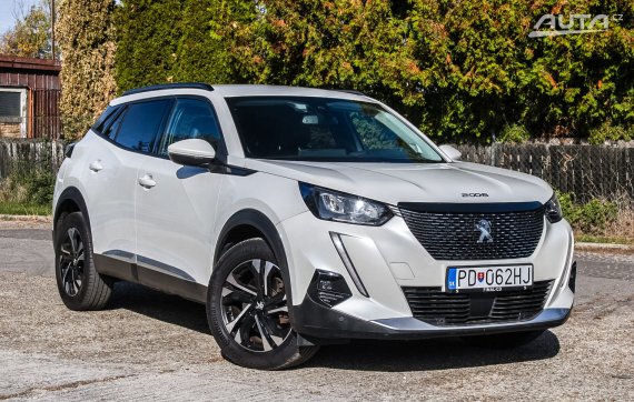 Peugeot 2008 1.5 BlueHDI 96kW EAT8 2021 / AJ NA SPLÁTKY / PROTIÚČET 2021 bílá