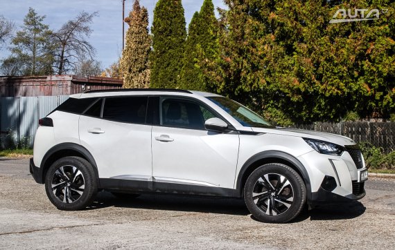 Peugeot 2008 1.5 BlueHDI 96kW EAT8 2021 / AJ NA SPLÁTKY / PROTIÚČET 2021 bílá