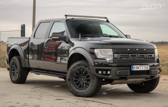 Ford F-150 Raptor SVT 6.2 V8 4x4 SuperCrew, 306kW, A6 / AJ NA SPLÁTKY / PROTIÚČET / 2013 šedá