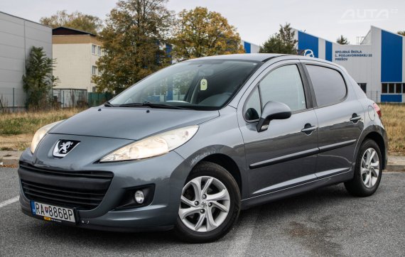 Peugeot 207 1.4 HDI, 50kW (2009) / AJ NA SPLÁTKY / PROTIÚČET / 2009 šedá
