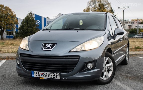 Peugeot 207 1.4 HDI, 50kW (2009) / AJ NA SPLÁTKY / PROTIÚČET / 2009 šedá