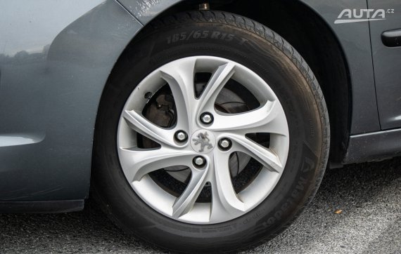 Peugeot 207 1.4 HDI, 50kW (2009) / AJ NA SPLÁTKY / PROTIÚČET / 2009 šedá