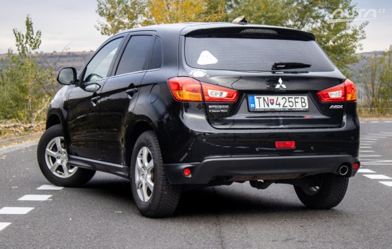Mitsubishi ASX 1.6 MIVEC / 86kW / M5 / ZÁRUKA / AJ NA SPLÁTKY / PROTIÚČET 2016 černá