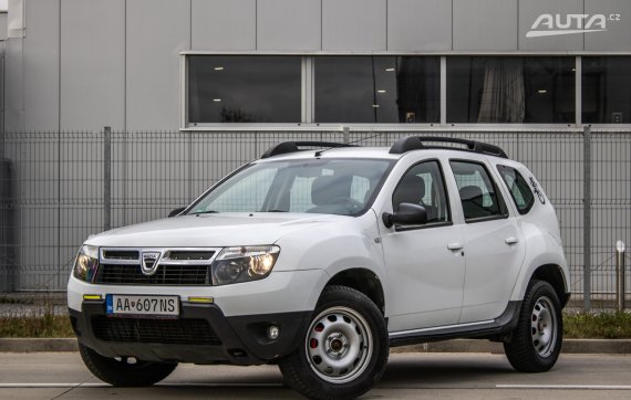 Dacia Duster 1.6 16V 77kW Arctica 4x2 / AJ NA SPLÁTKY / PROTIÚČET 2013 - hlavní pohled