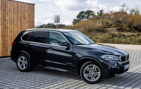 BMW X5 xDrive30D 2016 190kW 2016 černá