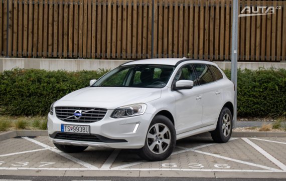 Volvo XC60 D3 Kinetic Geartronic 2015 - hlavní pohled