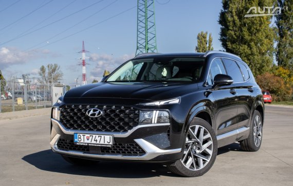 Hyundai Santa Fe 2.2 CRDi Premium 4x4 7MIEST / 142kW / A8 / ZÁRUKA / AJ NA SPLÁTKY / PROTIÚČET 2023 černá