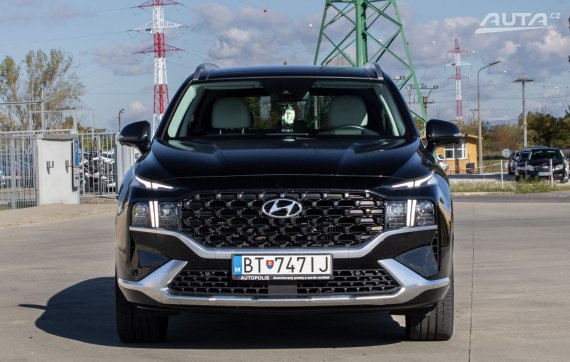 Hyundai Santa Fe 2.2 CRDi Premium 4x4 7MIEST / 142kW / A8 / ZÁRUKA / AJ NA SPLÁTKY / PROTIÚČET 2023 černá