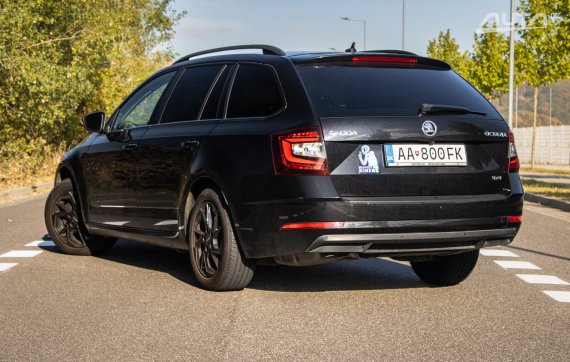 Škoda Octavia Combi 2.0 TDI DSG 4x4 EU6, 110kW, A7 / AJ NA SPLÁTKY / PROTIÚČET / 2017 černá