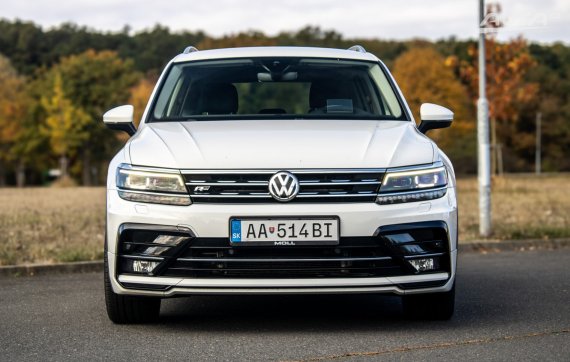 Volkswagen Tiguan 2.0 TDI SCR BMT R-line 140kW AT/7 2019 4x4 / AJ NA SPLÁTKY / PROTIÚČET 2019 bílá