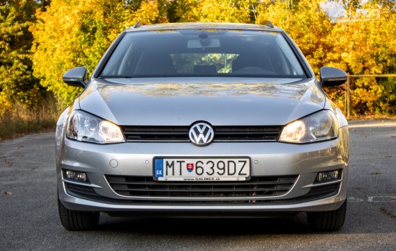 Volkswagen Golf Variant 1.4 TSI Comfortline Slovakia / 92kW / M6 / ZÁRUKA / AJ NA SPLÁTKY / PRO 2016 stříbrná metalíza