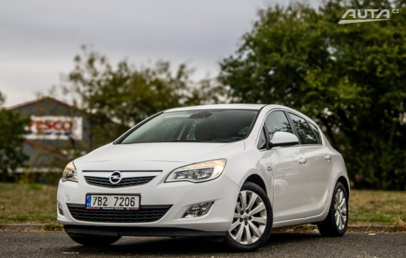 Opel Astra J 1.6 2010 85kW 2010 - hlavní pohled