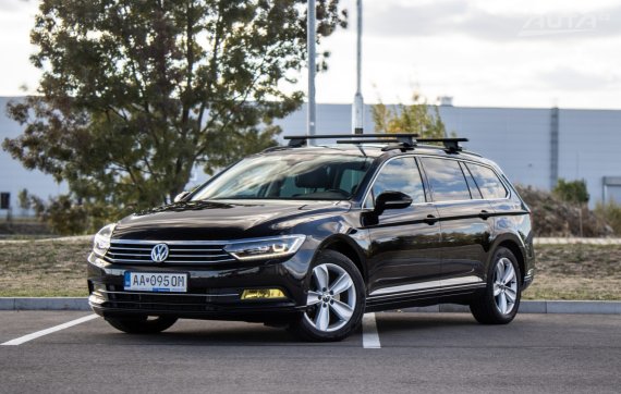 Volkswagen Passat Variant B8 2.0 TDI BMT 110kW MT/6 2017 / AJ NA SPLÁTKY / PROTIÚČET 2017 - hlavní pohled