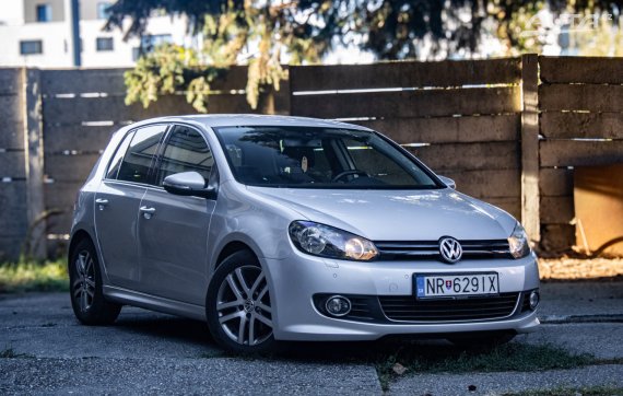 Volkswagen Golf 1.6 TDI Rabbit, 77kW, M5 / AJ NA SPLÁTKY / PROTIÚČET / 2011 stříbrná metalíza