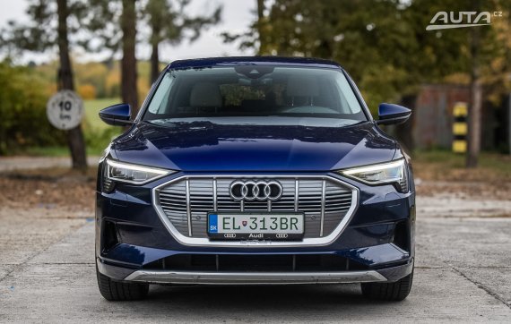 Audi E-tron 50 Quattro 2021 230kW / AJ NA SPLÁTKY / PROTIÚČET 2021 modrá