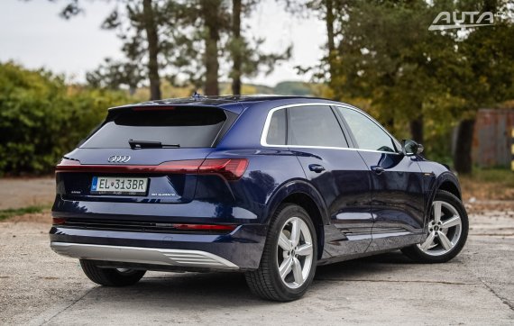 Audi E-tron 50 Quattro 2021 230kW / AJ NA SPLÁTKY / PROTIÚČET 2021 modrá
