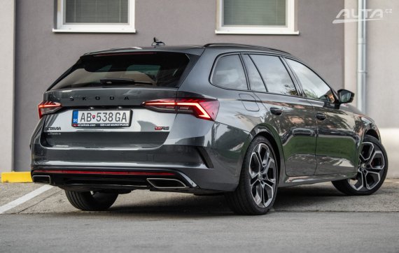 Škoda Octavia Combi 4 2.0 TDI RS 147kW AT/7 2021 / AJ NA SPLÁTKY / PROTIÚČET 2021 šedá