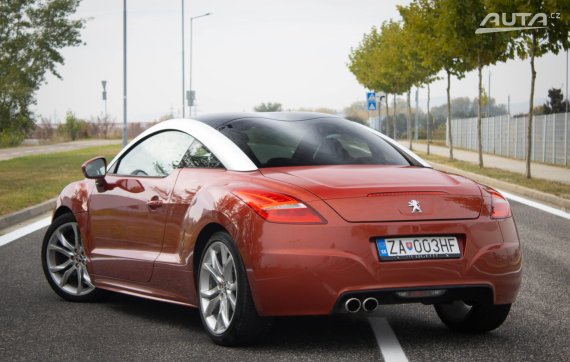 Peugeot RCZ 1.6 200k 2011 oranžová