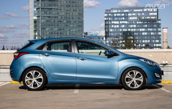 Hyundai i30 1.6 CRDi, 94kW (2012) / AJ NA SPLÁTKY / PROTIÚČET / 2012 modrá