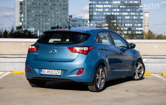 Hyundai i30 1.6 CRDi, 94kW (2012) / AJ NA SPLÁTKY / PROTIÚČET / 2012 modrá