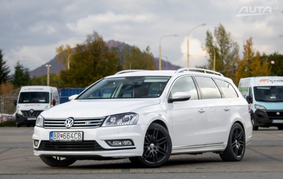 Volkswagen Passat Variant 2.0 TDI 4Motion Highline DSG / 130kW / A6 / AJ NA SPLÁTKY / PROTIÚČET 2013 - hlavní pohled