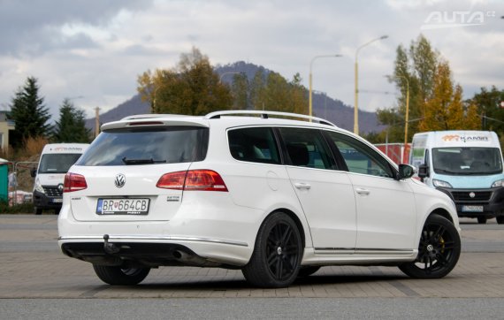 Volkswagen Passat Variant 2.0 TDI 4Motion Highline DSG / 130kW / A6 / AJ NA SPLÁTKY / PROTIÚČET 2013 bílá