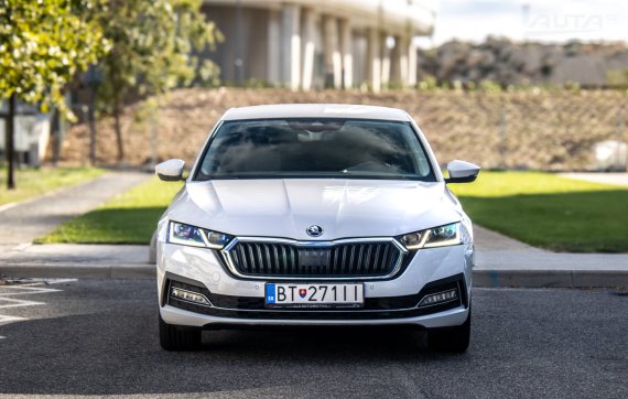 Škoda Octavia 2.0 TDI Joy+ 2023 DSG 85kW / AJ NA SPLÁTKY / PROTIÚČET 2023 bílá