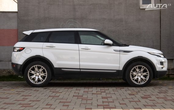 Land Rover Range Rover Evoque 2.2 TD4 / 110kW / A9 / ZÁRUKA / AJ NA SPLÁTKY / PROTIÚČET 2014 bílá