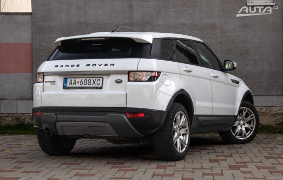 Land Rover Range Rover Evoque 2.2 TD4 / 110kW / A9 / ZÁRUKA / AJ NA SPLÁTKY / PROTIÚČET 2014 bílá