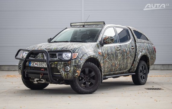 Mitsubishi L 200 L200 2.5 DI-D Double Cab A/T, 100 kW, A4, 4d. / AJ NA SPLÁTKY / PROTIÚČET / 2008 - hlavní pohled
