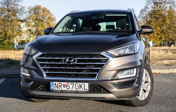 Hyundai Tucson 1.6 T-GDi 4x4 A/T, 130kW (2019) / AJ NA SPLÁTKY / PROTIÚČET / 2019 šedá