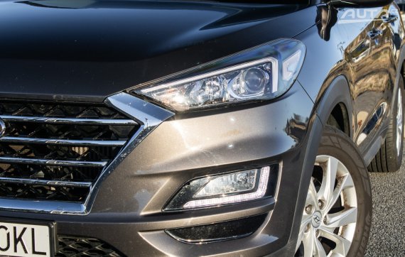 Hyundai Tucson 1.6 T-GDi 4x4 A/T, 130kW (2019) / AJ NA SPLÁTKY / PROTIÚČET / 2019 šedá