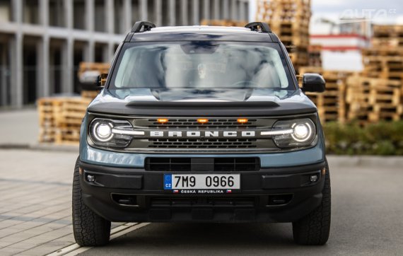 Ford Bronco Sport Badlands 4x4 186kW 2021 2021 šedá