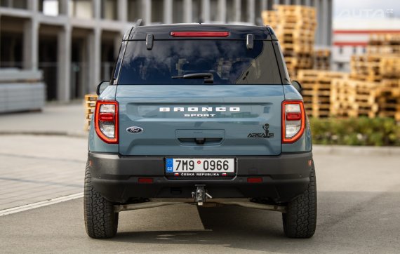Ford Bronco Sport Badlands 4x4 186kW 2021 2021 šedá