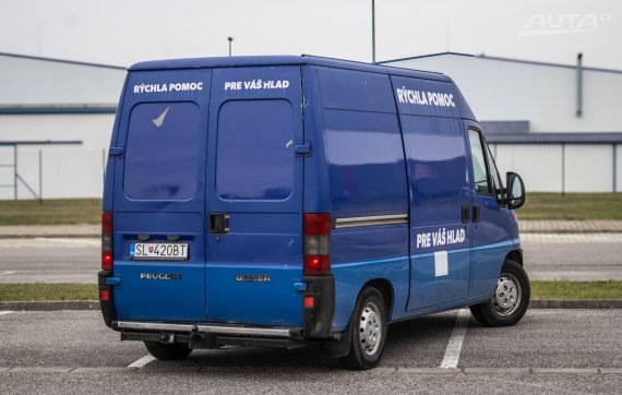 Peugeot Boxer Foodtruck 2000 modrá
