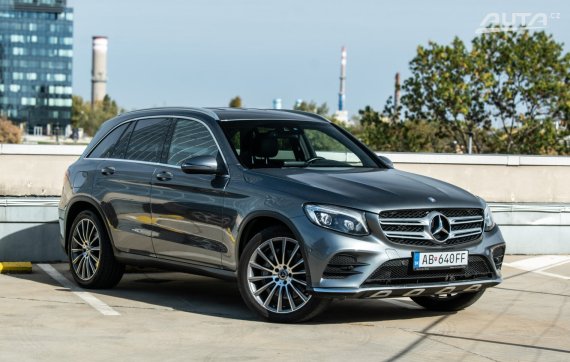 Mercedes-Benz GLC SUV 250d 4MATIC AT/9 150kW 2015 / AJ NA SPLÁTKY / PROTIÚČET 2015 šedá