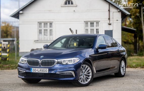 BMW Rad 5 530d xDrive Luxury Line 195kW AT/8 2018 / AJ NA SPLÁTKY / PROTIÚČET 2018 - hlavní pohled