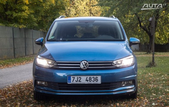 Volkswagen Touran 2.0 TDI, 110kW (2016) 2016 modrá