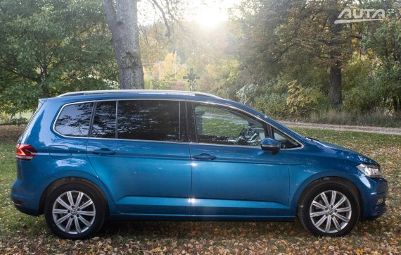 Volkswagen Touran 2.0 TDI, 110kW (2016) 2016 modrá