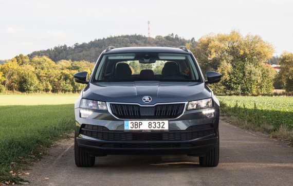 Škoda Karoq 1.0 TSI DSG, 85kW (2018) 2018 šedá
