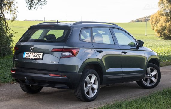 Škoda Karoq 1.0 TSI DSG, 85kW (2018) 2018 šedá